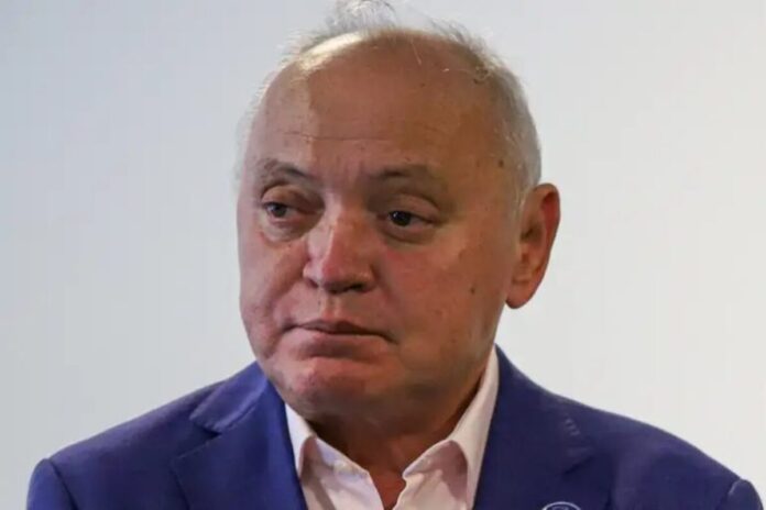 cpmi-do-inss-ouve-presidente-de-sindicato-que-faturou-r$-221-milhoes