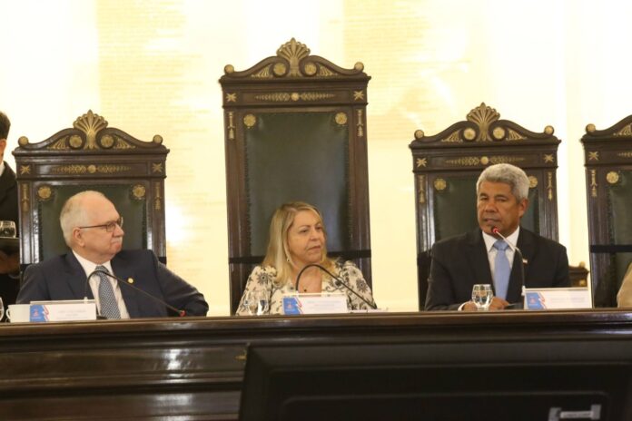 em-evento-sobre-juris,-jeronimo-rodrigues-cita-megaoperacao-no-rj-e-afirma-que-“nao-e-papel-do-estado-matar”