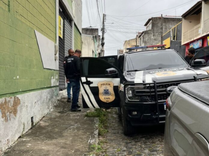 policia-prende-pai-acusado-de-tentar-matar-com-sete-tiros-contra-filho-adolescente-em-itapetinga
