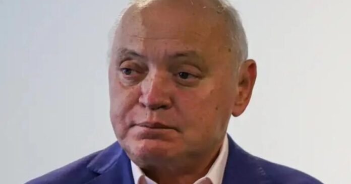 cpmi-das-fraudes-no-inss-ouve-presidente-de-confederacao-investigada-por-desvio-de-mensalidades-de-aposentados