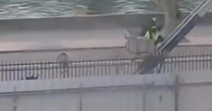 auditoria-revela-falhas-graves-de-seguranca-no-louvre;-codigo-de-acesso-era-“louvre”