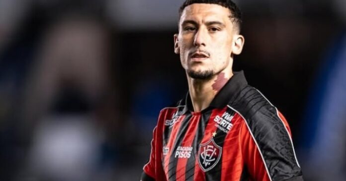 com-retorno-de-baralhas,-vitoria-divulga-lista-de-relacionados-contra-o-internacional