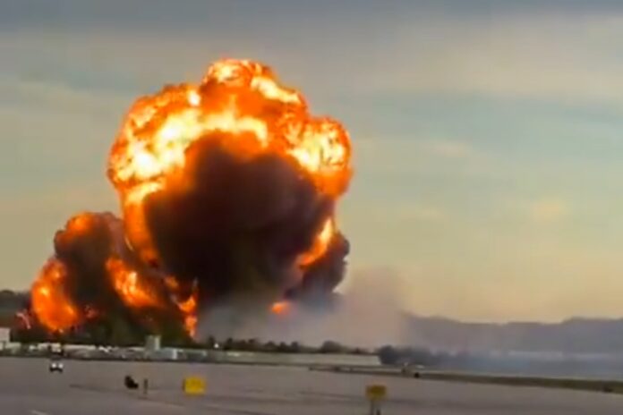 numero-de-mortos-em-explosao-de-aviao-de-carga-nos-eua-sobe-para-12