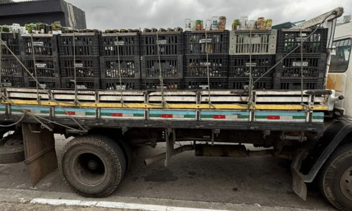 policia-de-sp-faz-operacao-contra-comercio-de-bebidas-adulteradas