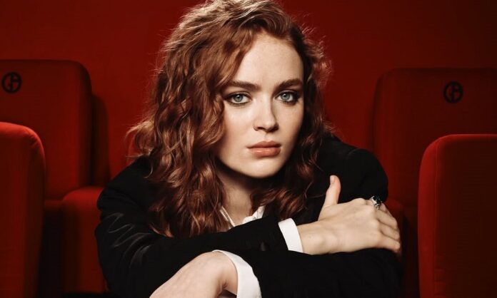 atriz-de-‘stranger-things’-deseja-boa-sorte-para-quem-vai-fazer-o-enem-2025