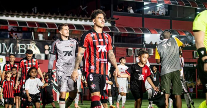 santos-perde-e-vitoria-fecha-32a-rodada-fora-da-zona-de-rebaixamento