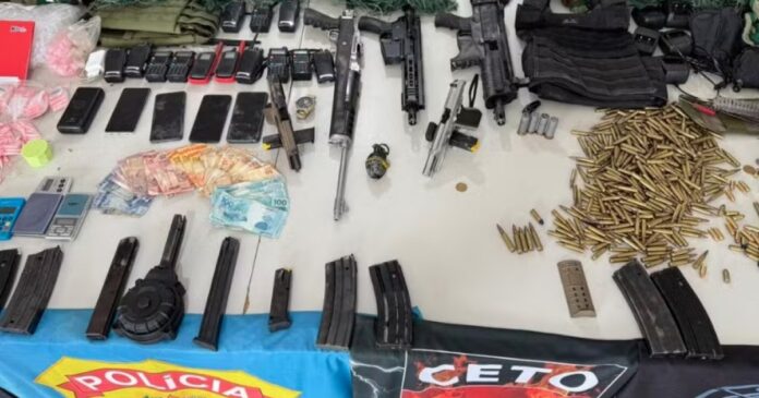 cinco-associados-ao-comando-vermelho-morrem-durante-confronto-em-porto-seguro