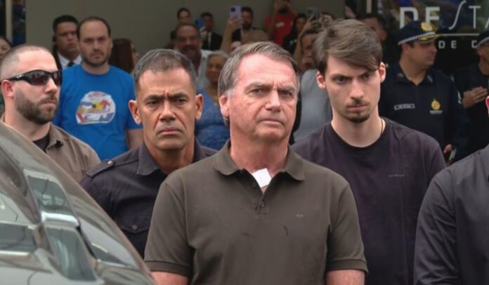 alexandre-de-moraes-vota-contra-recurso-de-bolsonaro-e-mantem-condenacao-na-acao-da-trama-golpista