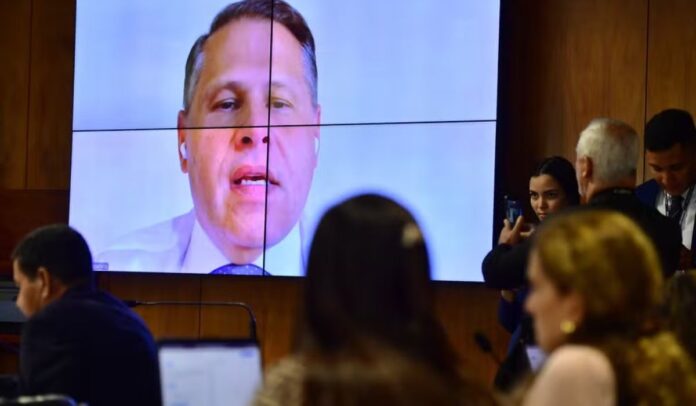 moraes-vota-para-tornar-reu-ex-assessor-do-tse-acusado-de-atuar-contra-a-democracia