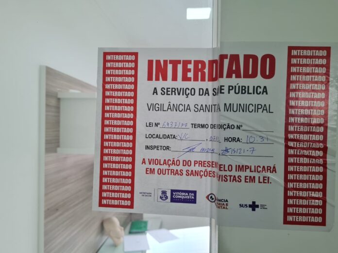 clinica-clandestina-e-interditada-e-mulher-e-indiciada-por-exercicio-ilegal-da-medicina-em-vitoria-da-conquista