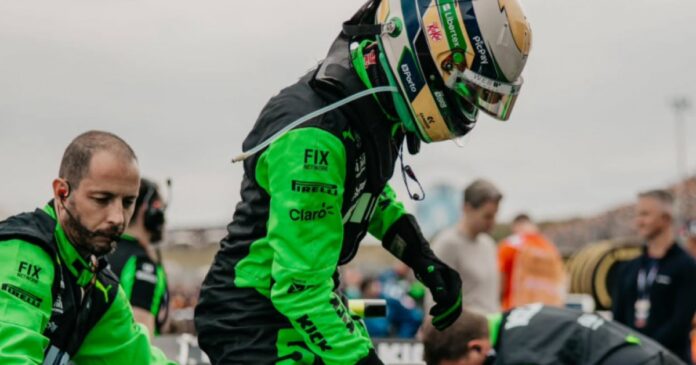 video:-bortoleto-bate-forte-e-destroi-carro-na-sprint-do-gp-do-brasil-de-formula-1