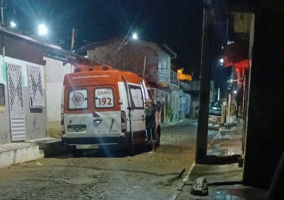 adolescente-de-16-anos-e-morto-com-mais-de-45-tiros-dentro-de-casa-em-ipiau