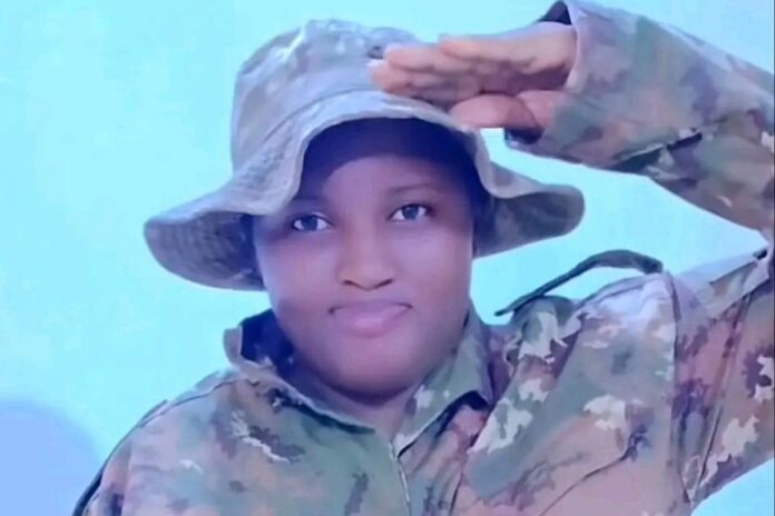 influenciadora-e-assassinada-em-praca-publica-por-grupo-terrorista