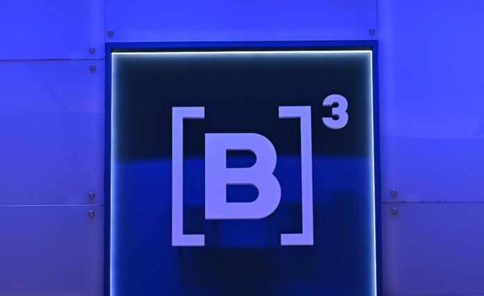 diretor-diz-que-b3-trabalha-para-ficar-de-fora-de-taxacao-de-bets-e-fintechs