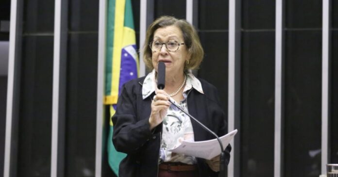 relatado-por-lidice-da-mata,-projeto-que-reconhece-oficio-do-profissional-a-danca-e-aprovado-na-ccj