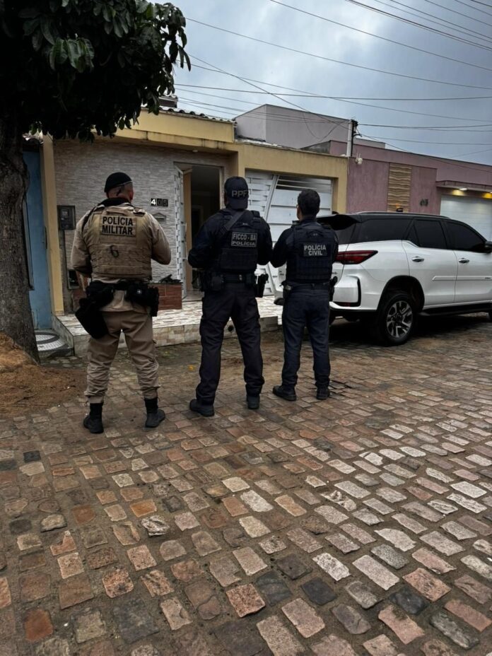 gerente-de-faccao-e-preso-durante-operacao-em-capim-grosso,-ipira,-feira-e-pintadas