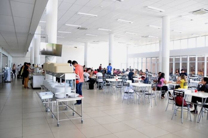 grupo-com-mais-de-140-alunos-tem-sintomas-de-intoxicacao-alimentar-apos-refeicao-no-restaurante-universitario-da-univasf