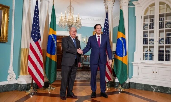 ‘acordo-sobre-tarifaco-pode-sair-na-proxima-semana’,-diz-vieira-apos-encontro-com-rubio