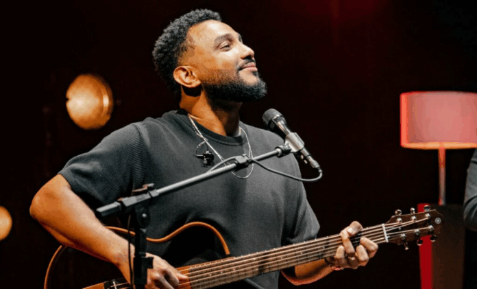 eli-soares-conquista-grammy-latino-com-“memori4s-(ao-vivo)”