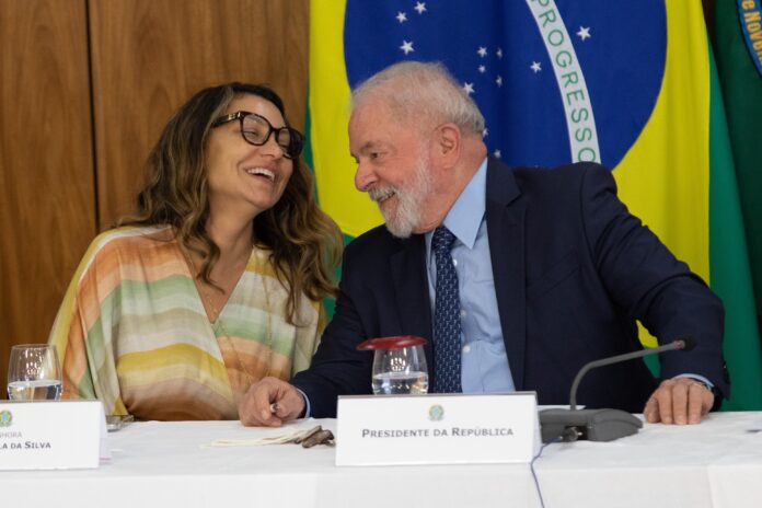 lula-concede-ordem-do-merito-educativo-e-homenageia-janja-pela-quarta-vez-no-mandato