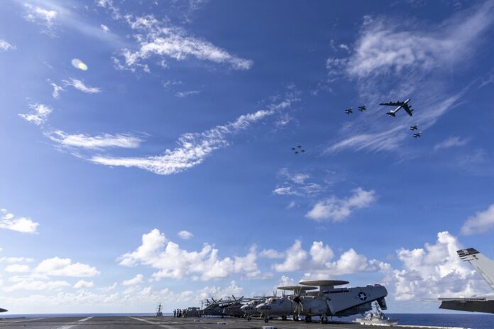 novo-ataque-dos-eua-contra-suposta-lancha-do-trafico-no-pacifico-eleva-mortes-para-83