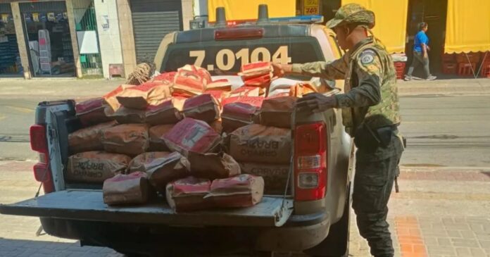 policia-apreende-mais-de-2-toneladas-de-carvao-ilegal-em-camacari