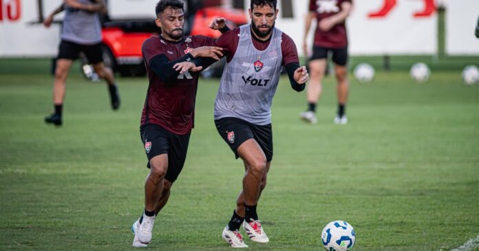 com-treino-tatico,-vitoria-segue-preparacao-para-encarar-o-palmeiras-no-allianz-parque