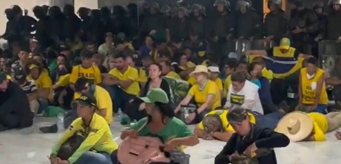 passados-dois-meses-desde-aprovacao-da-urgencia,-projeto-da-anistia-segue-sem-previsao-de-quando-sera-votado