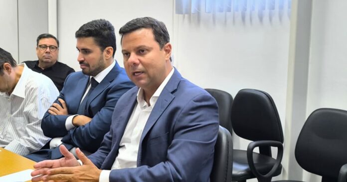 luciano-simoes-filho-preve-diminuicao-de-partidos-no-palanque-de-acm-neto-em-2026-para-“focalizar-a-atencao”