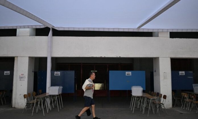 chile-vai-as-urnas-para-eleger-novo-presidente-em-meio-aumento-da-violencia-e-desavenca-sobre-imigracao