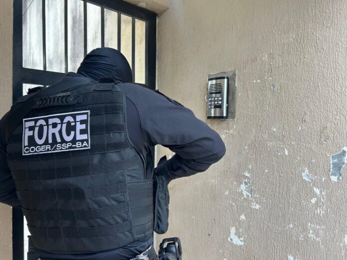 policial-militar-e-preso-acusado-de-matar-homem-em-avenida-de-vitoria-da-conquista