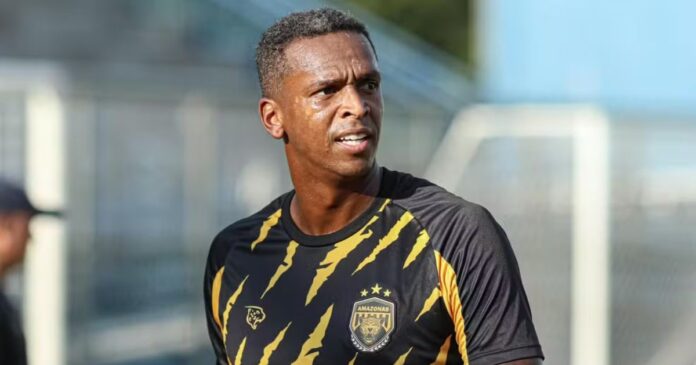 jo-e-preso-novamente-por-divida-de-pensao-no-rio;-detencao-e-a-quarta-do-ex-atacante