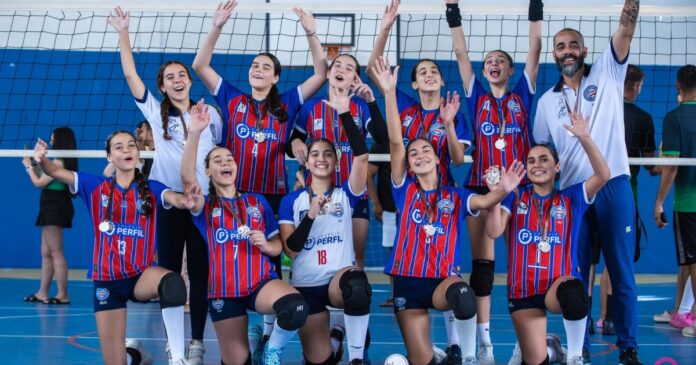invicto,-bahia-conquista-a-copa-baiana-de-volei-sub-14-feminina