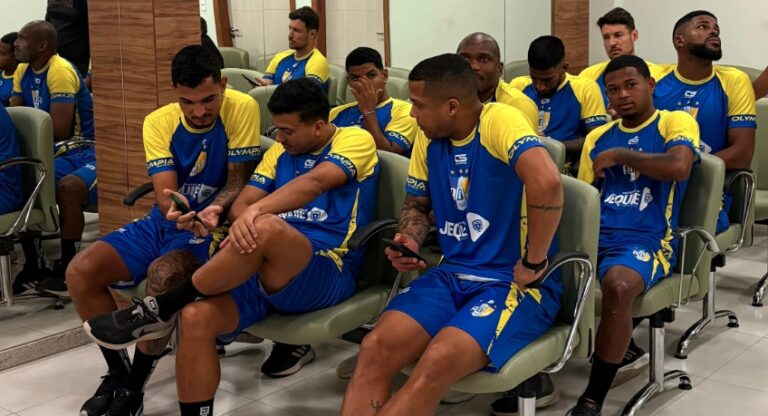 jequie-se-apresenta-no-ct-touro-do-sertao-para-preparacao-da-temporada-2026