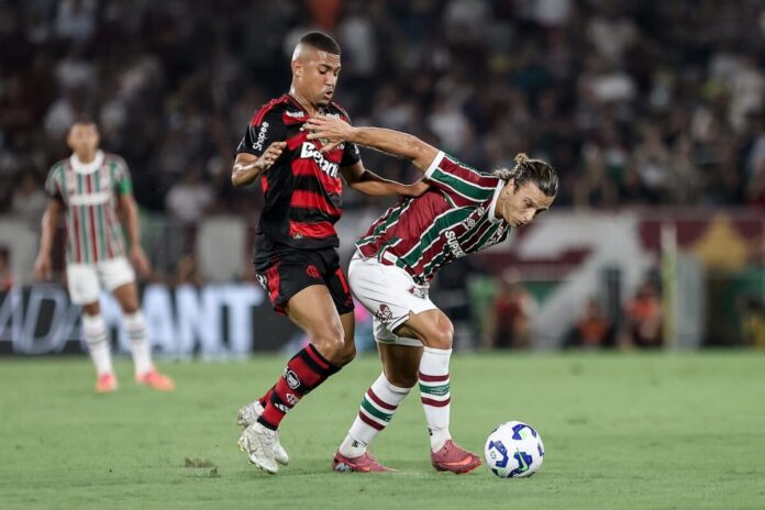 brasileirao:-confira-os-melhores-momentos-de-fluminense-2-x-1-flamengo