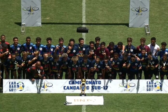 penharol-vence-o-capital-e-garante-titulo-inedito-do-candangao-sub-17