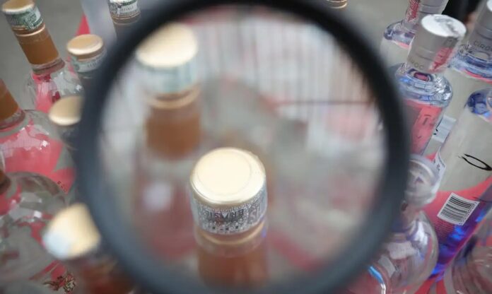 brasil-chega-a-16-mortes-confirmadas-de-intoxicacao-por-metanol