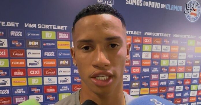 “nao-fomos-tao-letais-na-frente”,-admite-tiago-apos-derrota-do-bahia-para-o-fortaleza-no-brasieirao