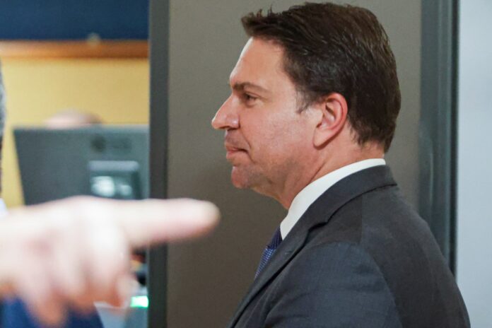 “fuga”-de-ramagem-vira-novo-capitulo-da-briga-entre-motta-e-pt