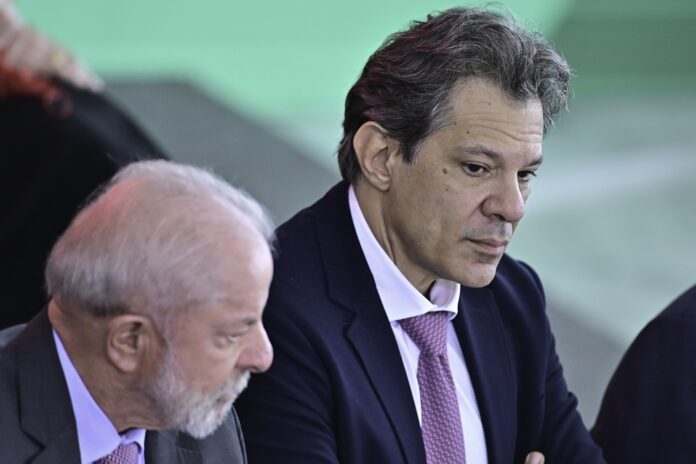 lula-sancionara-isencao-do-ir-na-proxima-semana,-afirma-haddad