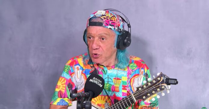 elas-em-cena:-armandinho-macedo-desabafa-sobre-dificuldades-em-alcancar-no-publico-com-a-“renovacao”-do-axe