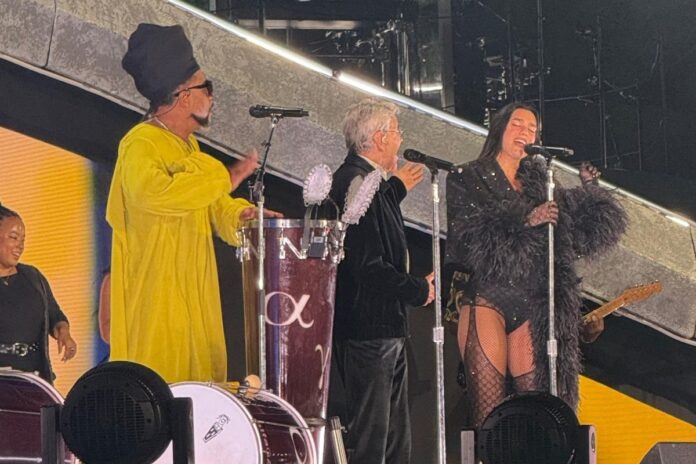 caetano,-que-estara-no-estilo-brasil,-vibra-com-encontro-com-dua-lipa