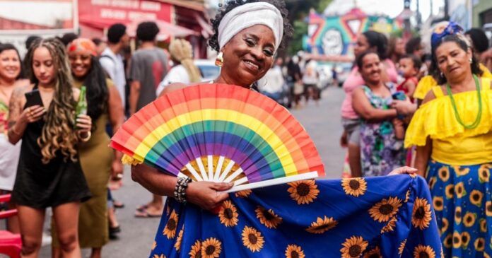 salvador-recebe-cerca-de-119-mil-turistas-e-preve-receita-de-r$-202-milhoes-no-feriadao-da-consciencia-negra