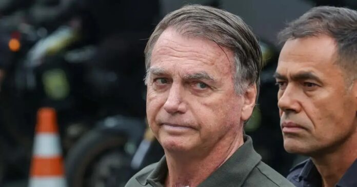 defesa-de-bolsonaro-diz-que-tornozeleira-foi-usada-para-“humilhacao”-e-nega-risco-de-fuga-apos-prisao-preventiva