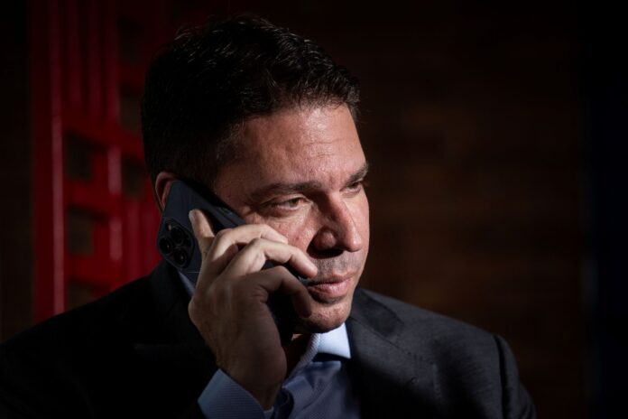 ramagem-diz-que-“logico-que-nao-ia-ficar”-no-brasil-para-ser-preso