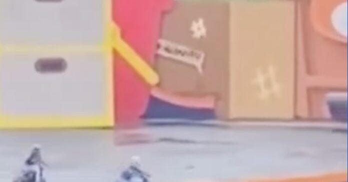 video:-piloto-morre-apos-acidente-durante-apresentacao-de-manobras-no-beto-carrero-world