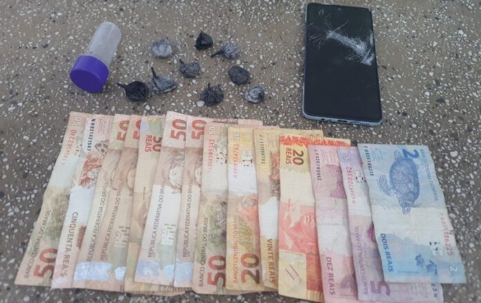 pm-prende-suspeito-com-drogas-no-padre-jose,-mas-homem-e-liberado-pela-delegacia