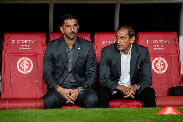 tecnico-do-internacional-sobre-luta-contra-o-rebaixamento:-“esta-vivo”