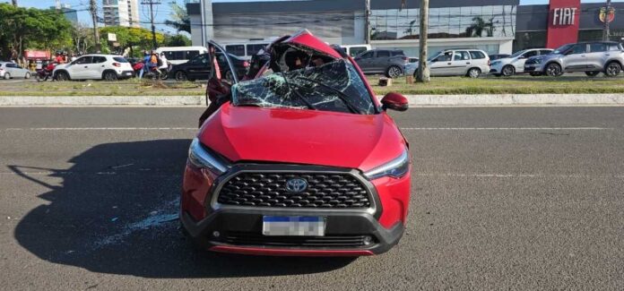 comerciante-morre-apos-colisao-entre-carro-e-onibus-em-cruzamento-de-feira-de-santana