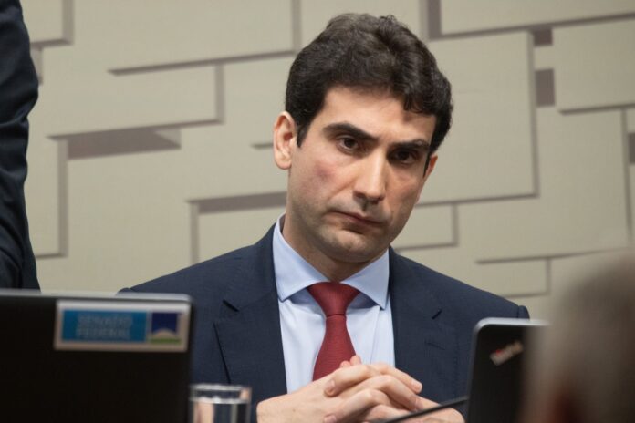 galipolo-diz-que-e-obrigacao-do-bc-usar-selic-para-controlar-inflacao